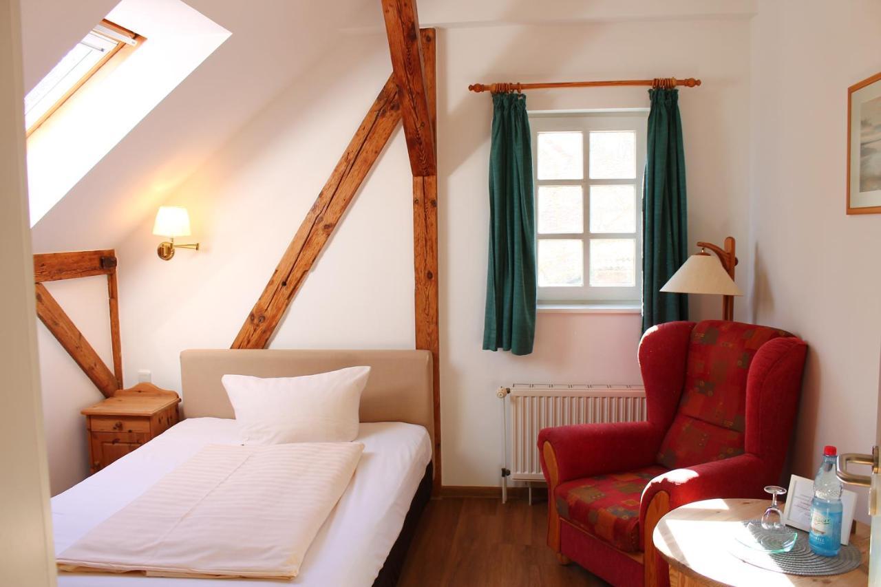 Hotel Schloesschen Sundische Wiese Zingst Extérieur photo